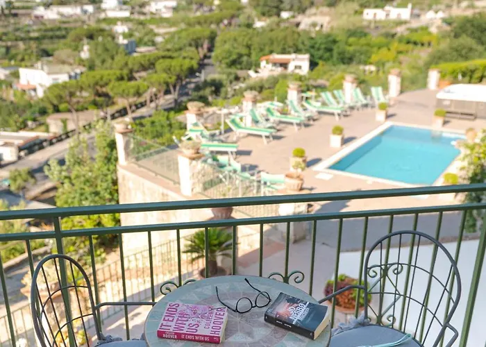 Hotel Poggio Del Sole 3*