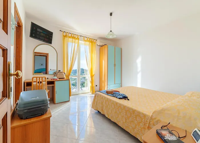 Hotel Poggio Del Sole 3*